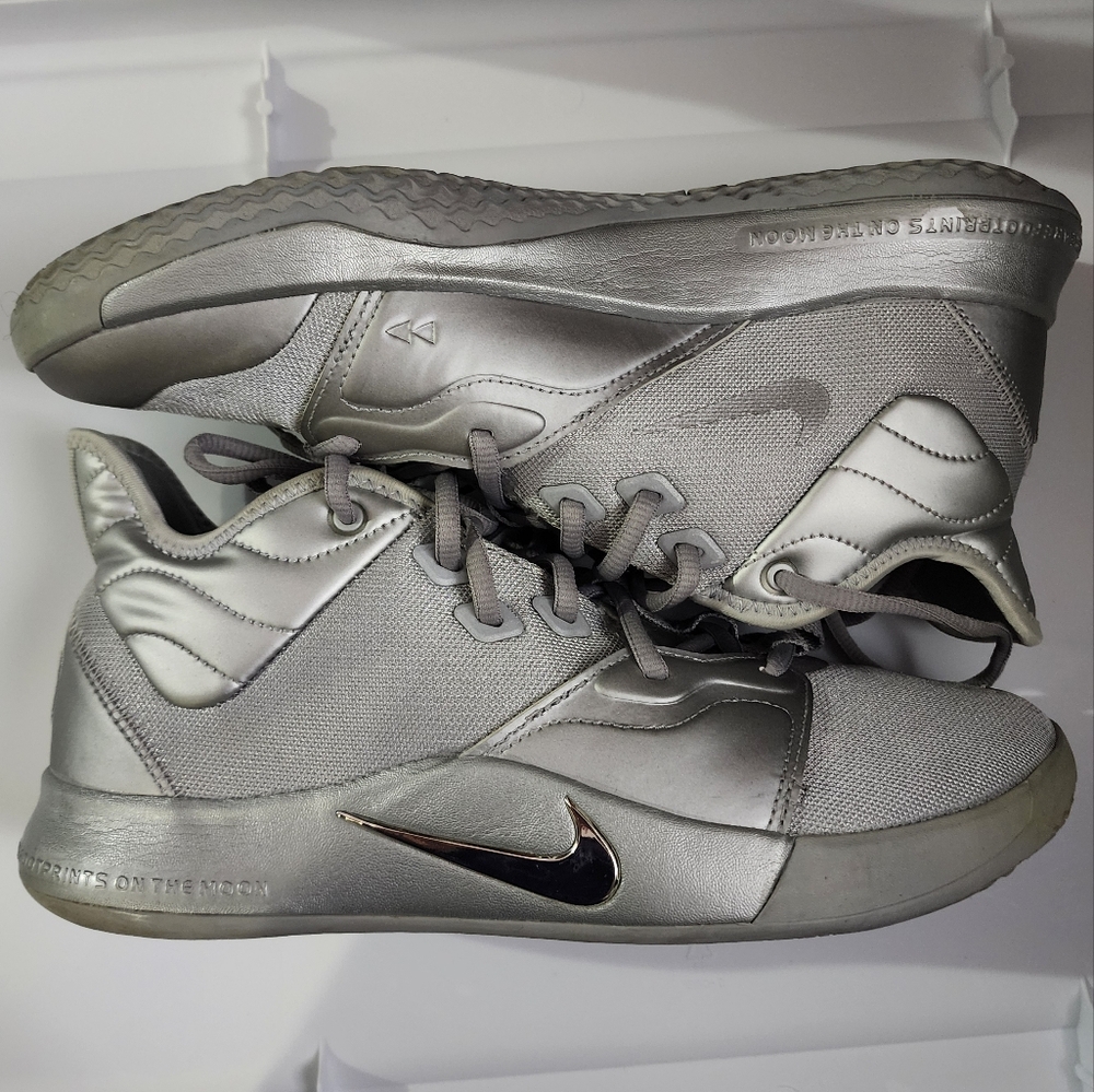 Nike PG 3 x Nasa